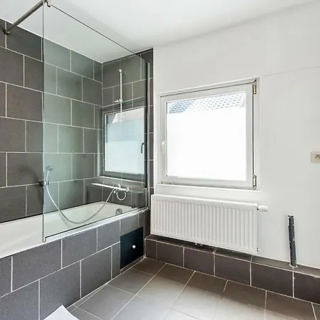 Within Walking Distance Of The Sea * Ostenda